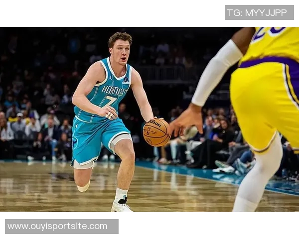 克尼佩尔生涯前十战创纪录成就150分30三分NBA历史首位球员